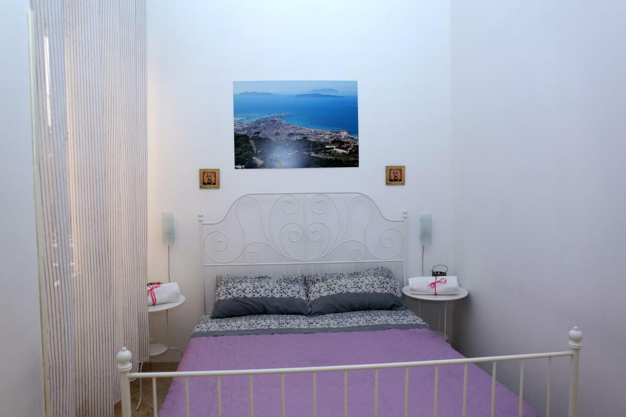 Appartamenti Al Porto Trapani Extérieur photo