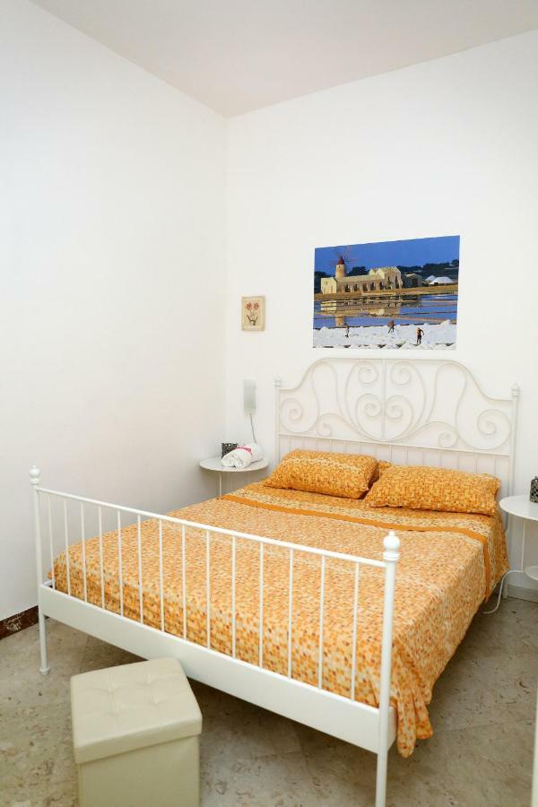 Appartamenti Al Porto Trapani Extérieur photo