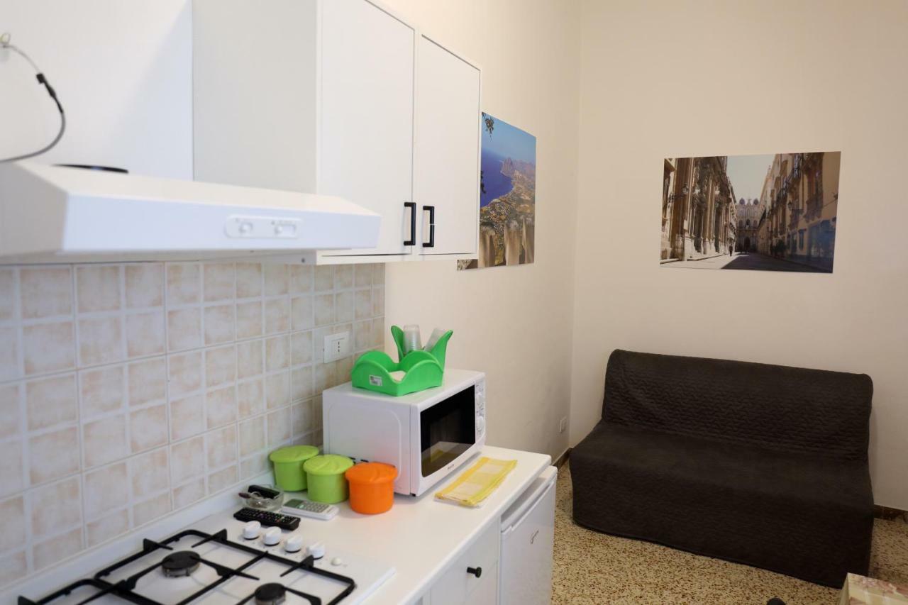 Appartamenti Al Porto Trapani Extérieur photo