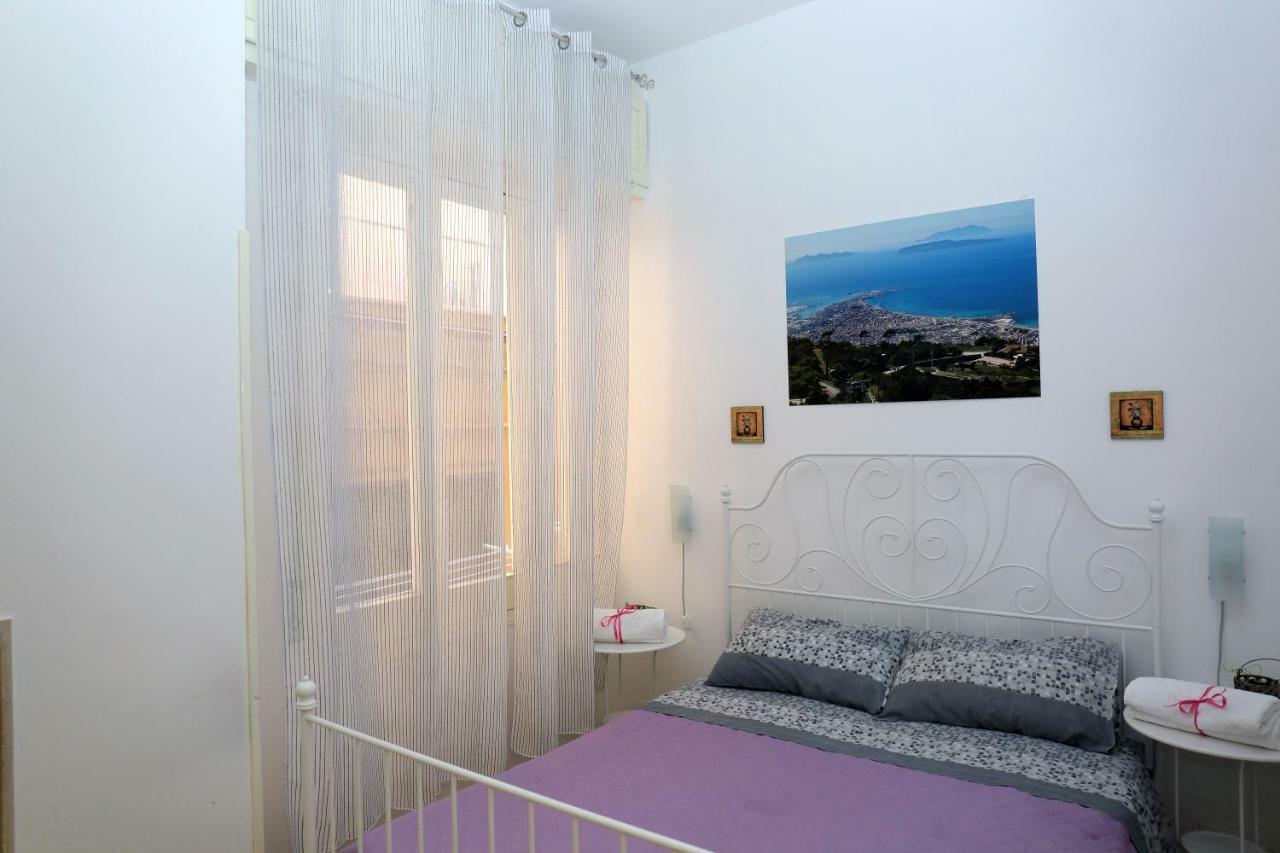 Appartamenti Al Porto Trapani Extérieur photo