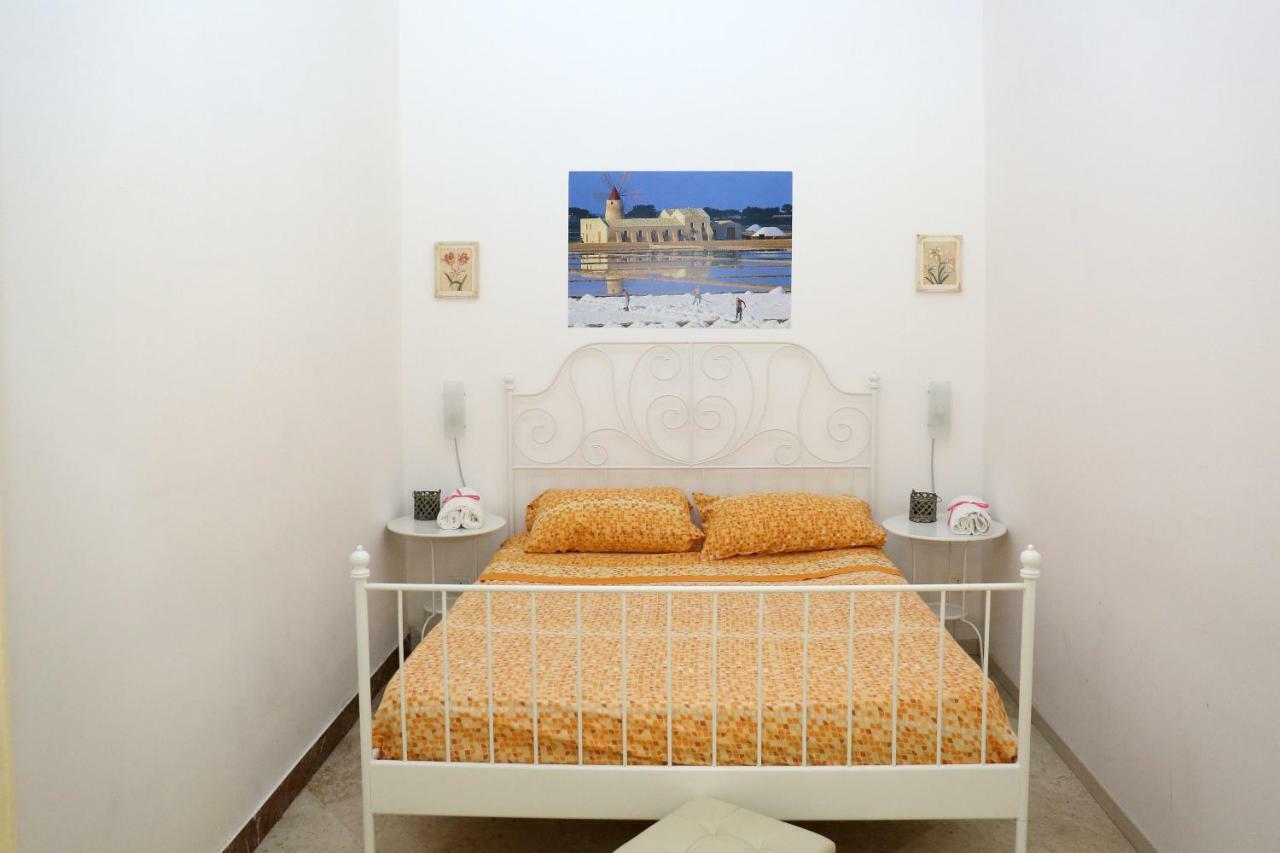 Appartamenti Al Porto Trapani Extérieur photo